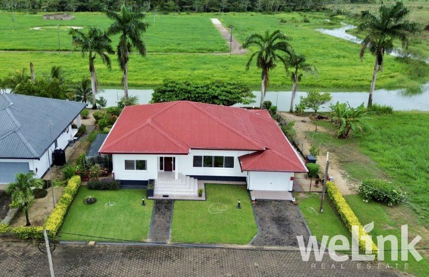 Salakpalmlaan - Palm Village